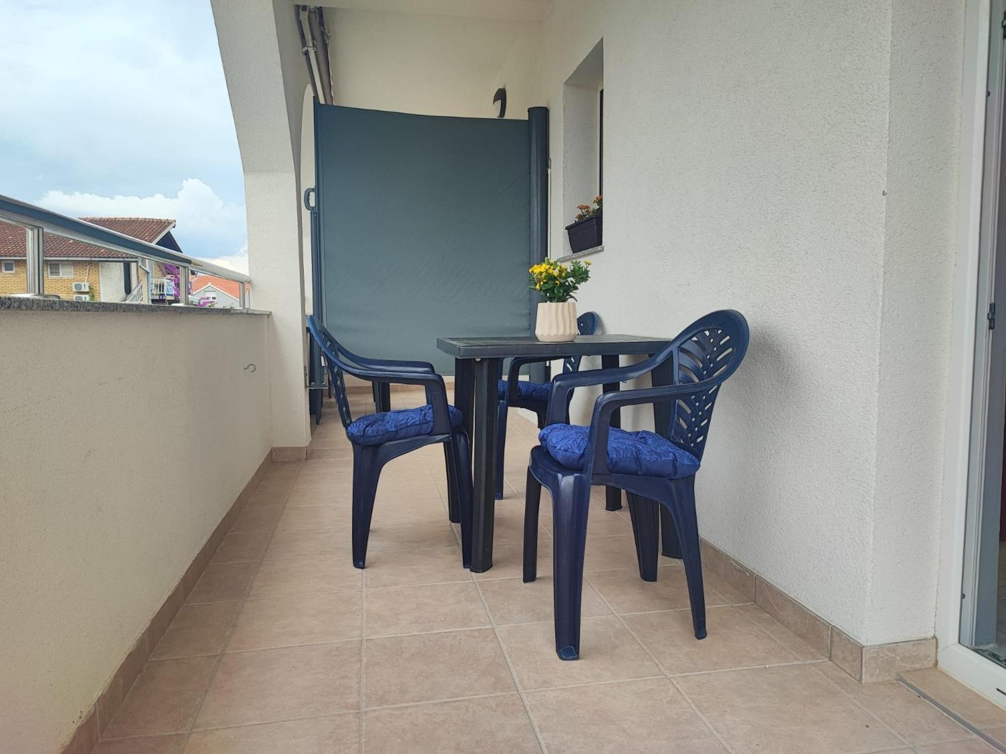 Appartamento Apartman Luka Vodice Esterno foto